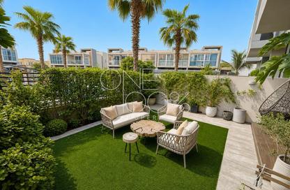 Villa - 4 Bedrooms - 4 Bathrooms for rent in Royal Park - Jumeirah Park - Dubai