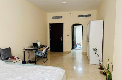 Apartment - 1 - 1 for rent in Al Faseel - Fujairah