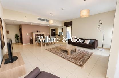 Apartment - 1 - 2 for rent in Shams 1 - Shams - Jumeirah Beach Residence - Dubai