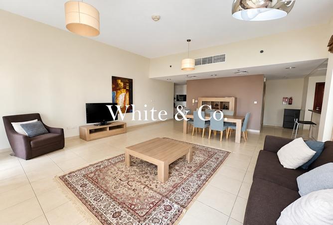 Spacious | Fully Furnished l Large Layout photo 2