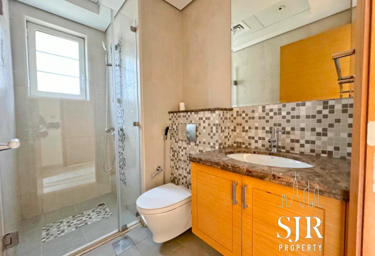 4 bedrooms | bedroom downstairs | NO cables photo 27