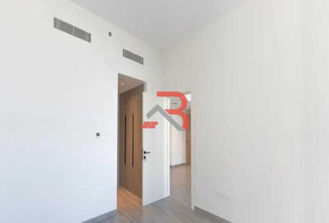 74237482 - Property Image 3