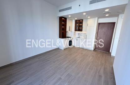 Apartment - 1 Bedroom - 2 Bathrooms for rent in The Hamilton - Town Square - Dubai
