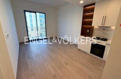 Apartment - 1 Bedroom - 2 Bathrooms for rent in The Hamilton - Town Square - Dubai