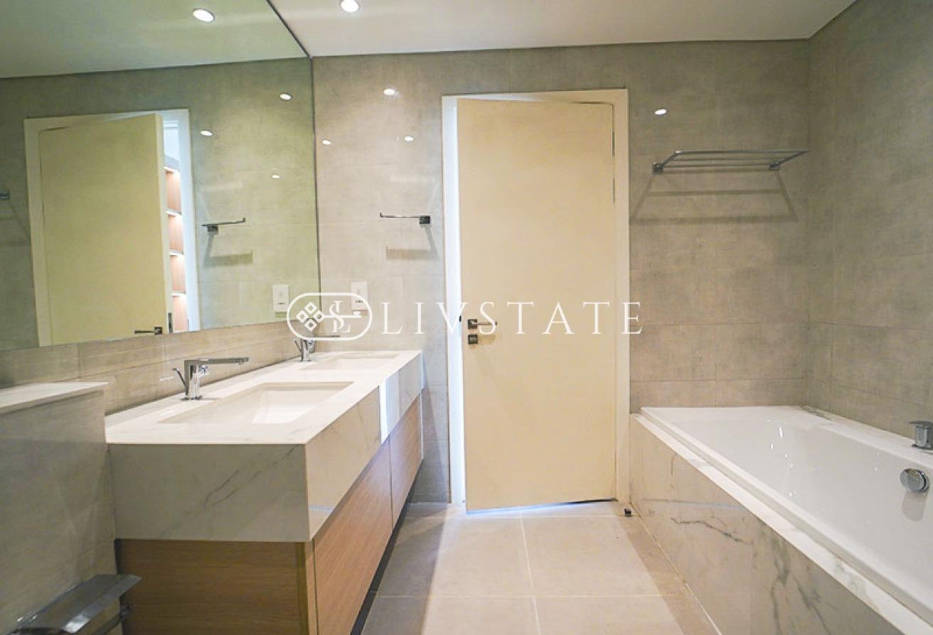 Modern 3 BR Townhouse | Spacious | Prime Location photo 12