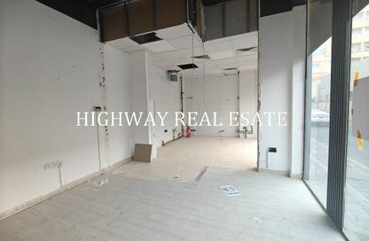 Shop - Studio for rent in Muwaileh 3 Building - Muwaileh - Sharjah
