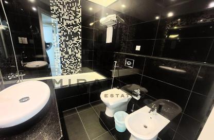 Apartment - 2 - 2 for rent in Bay's Edge - Business Bay - Dubai