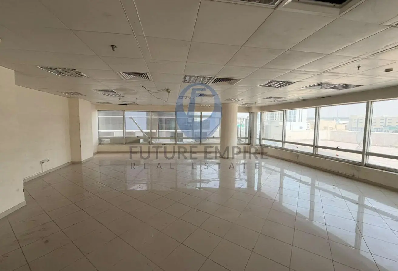 155582360 - Property Main Image
