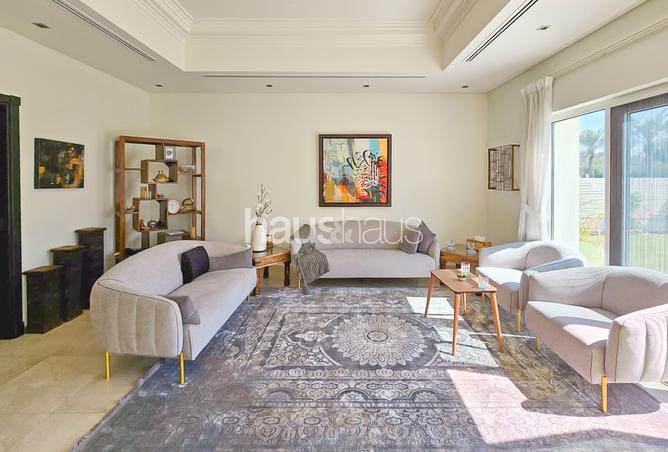 141921933 - Property Image 2