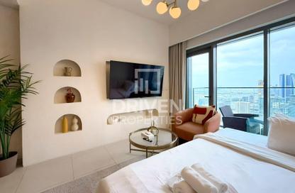 Apartment - 2 Bedrooms - 2 Bathrooms for rent in Burj Royale - Downtown Dubai - Dubai
