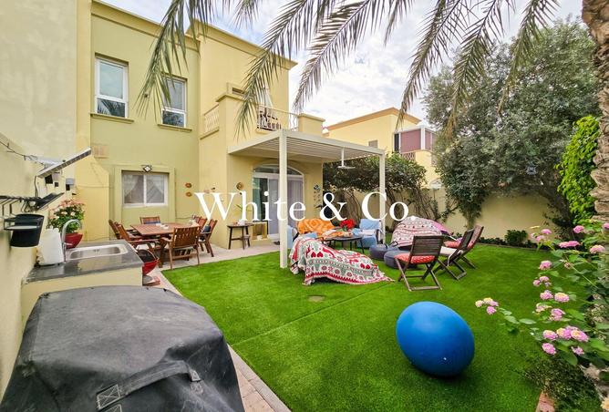 62075180 - Property Main Image