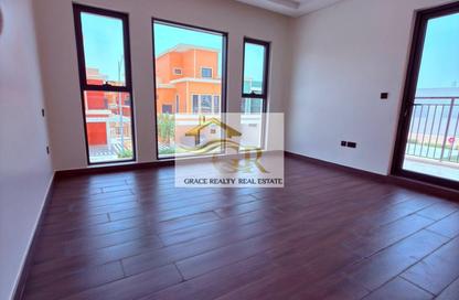 Townhouse - 5 - 6 for rent in Portofino - Damac Lagoons - Dubai