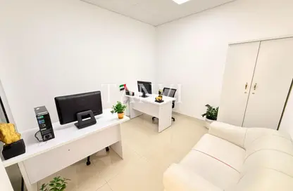 Office Space - Studio - 1 Bathroom for rent in Al Rostamani Building - Port Saeed - Deira - Dubai