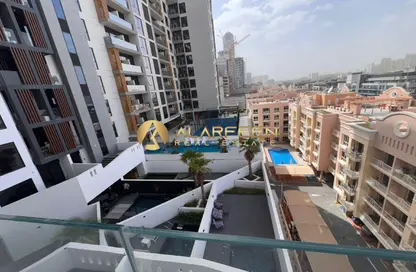 شقة - غرفة نوم - 2 حمامات للايجار في مبني س ه 1 - منطقة 14 - قرية جميرا الدائرية - دبي شقة - غرفة نوم - 2 حمامات للايجار في مبني س ه 1 - منطقة 14 - قرية جميرا الدائرية - دبي