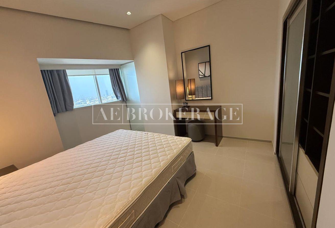 SEA VIEW |FULL FURNISHED 2 BHK |CLOSE TO METRO photo 8
