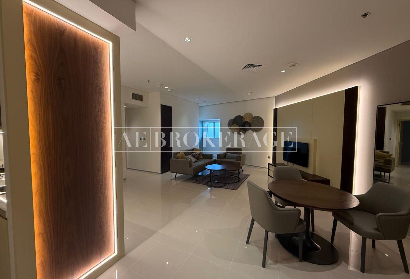 SEA VIEW |FULL FURNISHED 2 BHK |CLOSE TO METRO photo 4