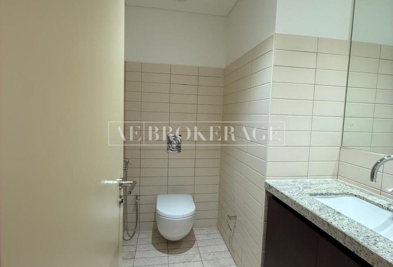 SEA VIEW |FULL FURNISHED 2 BHK |CLOSE TO METRO photo 10