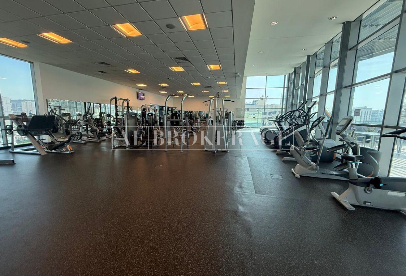 SEA VIEW |FULL FURNISHED 2 BHK |CLOSE TO METRO photo 12