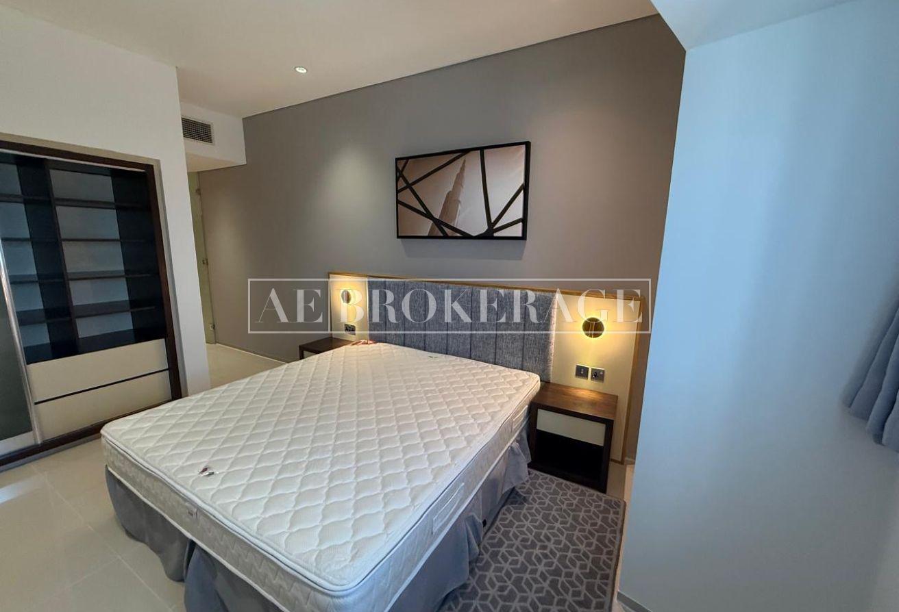 SEA VIEW |FULL FURNISHED 2 BHK |CLOSE TO METRO photo 6