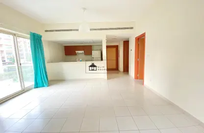 شقة - غرفة نوم - 1 حمام للايجار في الغزلان 4 - الغزلان - جرينز - دبي