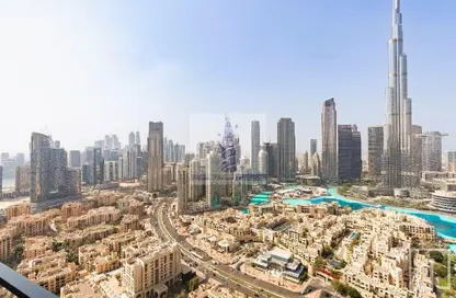 Apartment - 3 Bedrooms - 3 Bathrooms for sale in Burj Royale - Downtown Dubai - Dubai