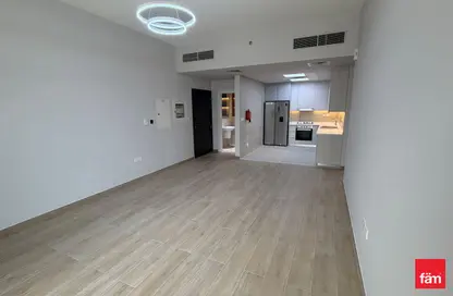 شقة - 2 غرف نوم - 3 حمامات للايجار في برج سينشري - الخليج التجاري - دبي