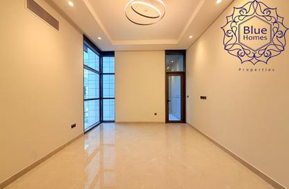 Apartment - 2 - 3 for rent in Burj Ghaya - Al Jaddaf - Dubai