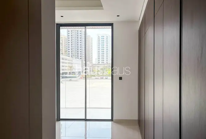 160079360 - Property Image 2
