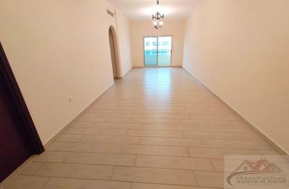 Apartment - 2 Bedrooms - 2 Bathrooms for rent in Muwaileh 29 Building - Muwaileh - Sharjah