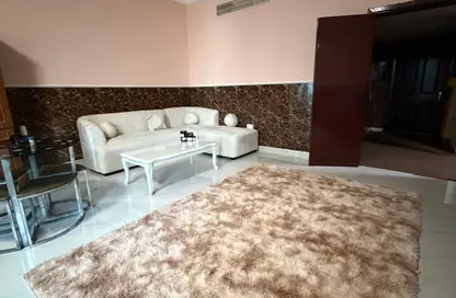 Apartment - 2 Bedrooms - 3 Bathrooms for rent in Al Rashidiya 1 - Al Rashidiya - Ajman