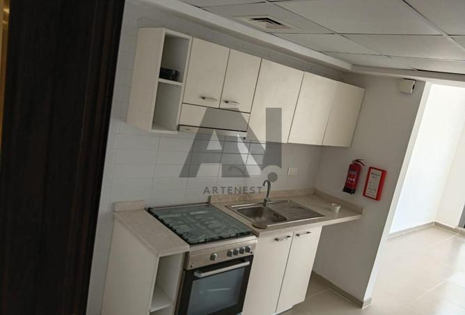 122008987 - Property Image 3