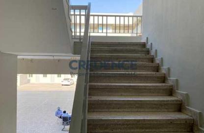 سكن عمال - استوديو - 8 حمامات للايجار في جبل علي - دبي