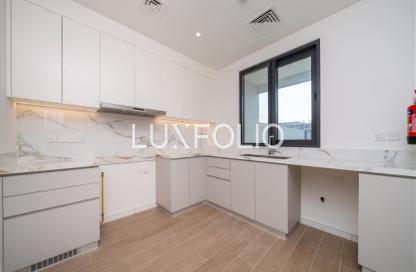 Townhouse - 4 - 4 for sale in Jebel Ali Village Townhouses - Jebel Ali Village - Jebel Ali - Dubai