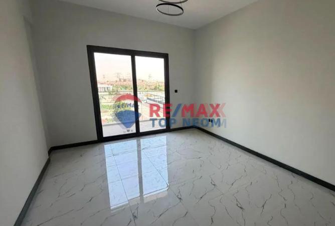 92717695 - Property Main Image