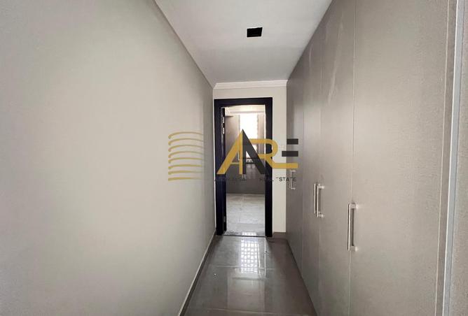 121982955 - Property Image 2