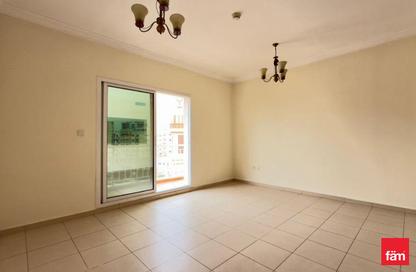 Apartment - 2 Bedrooms - 3 Bathrooms for rent in Mazaya 13 - Queue Point - Liwan - Dubai Land - Dubai