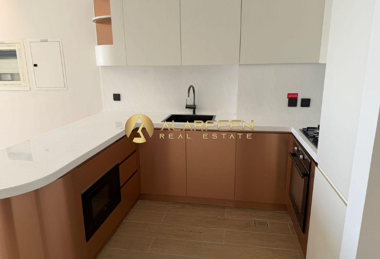 Fitted Kitchen | Community View | Higher Floor photo 4