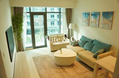 Apartment - 1 - 2 for rent in Seven Palm - Palm Jumeirah - Dubai