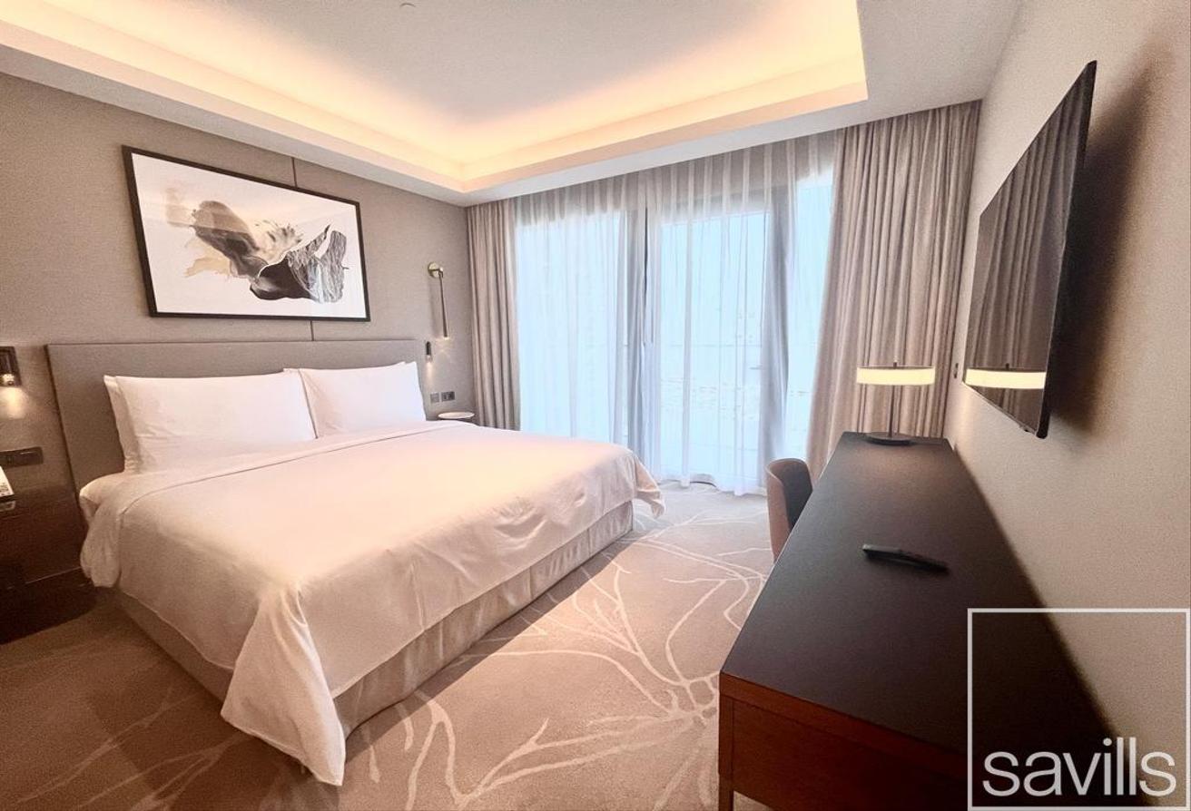 Skyline Serenity | Luxury Living | Prime Location photo 8