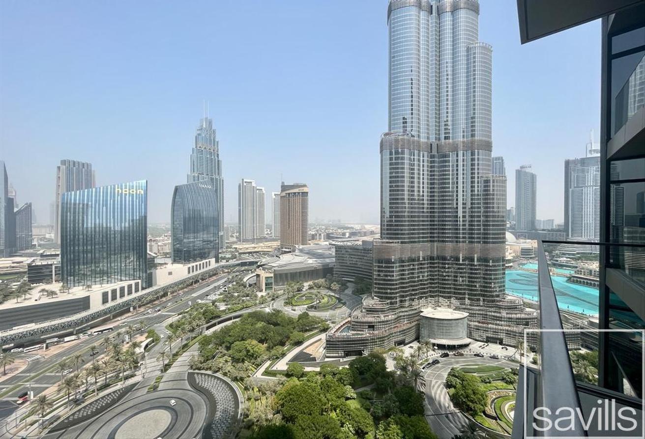 Skyline Serenity | Luxury Living | Prime Location photo 11