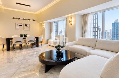 Apartment - 4 - 5 for rent in Cayan Tower - Dubai Marina - Dubai Apartment - 4 - 5 for rent in Cayan Tower - Dubai Marina - Dubai