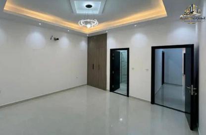 Villa - 4 Bedrooms - 6 Bathrooms for rent in Al Helio 2 - Al Helio - Ajman
