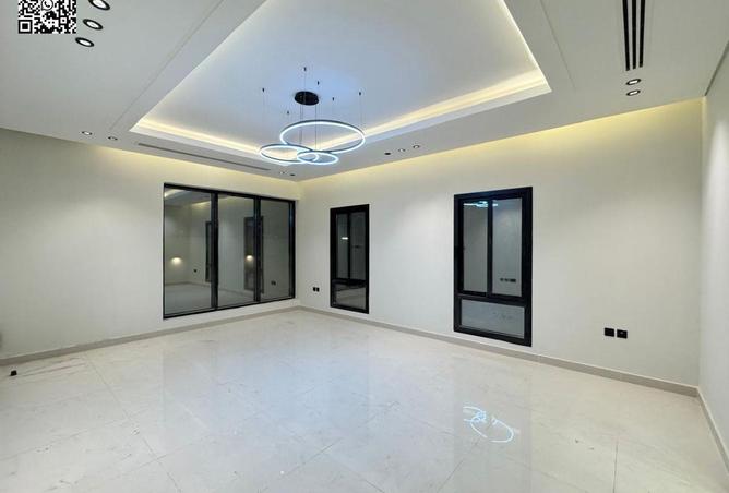 93142056 - Property Image 3