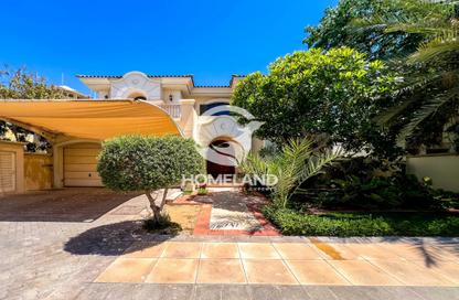 Villa - 5 Bedrooms - 6 Bathrooms for rent in Garden Homes Frond B - Garden Homes - Palm Jumeirah - Dubai