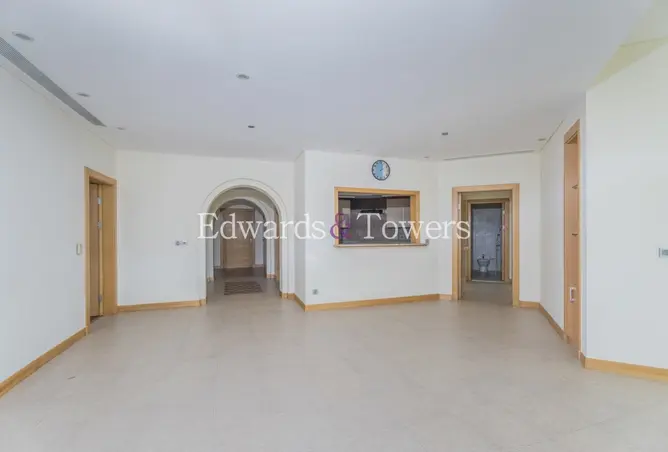 154627755 - Property Image 3