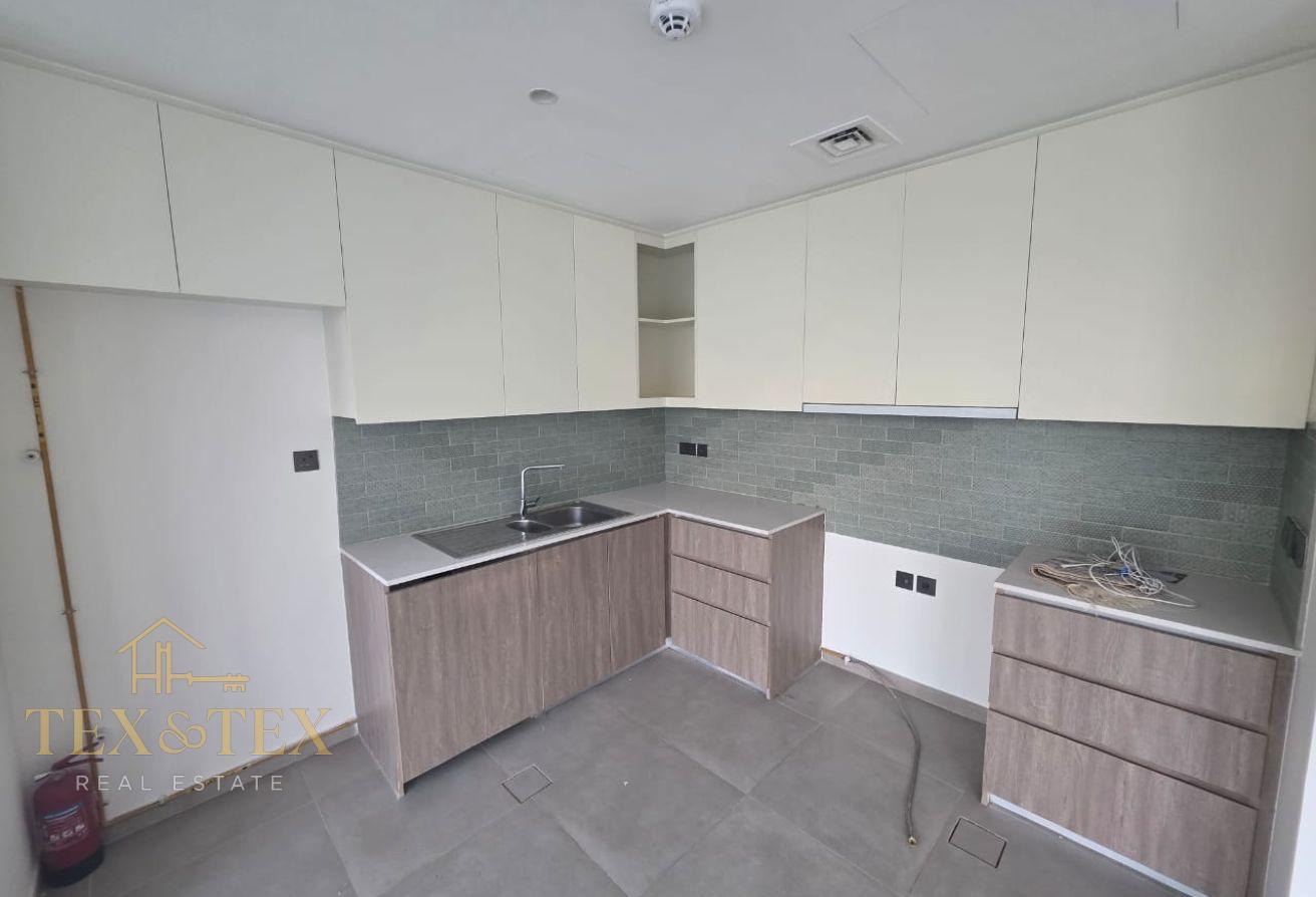 SPACIOUS |CORNER UNIT | 4 BED photo 5