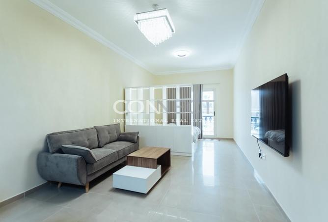 91818287 - Property Image 3