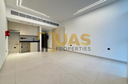 Apartment - 1 - 1 for rent in Jumeirah Garden City - Al Satwa - Dubai