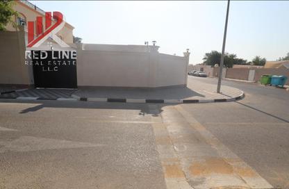 Villa - 6 Bedrooms - 7 Bathrooms for sale in Al Mansoura - Al Sharq - Sharjah