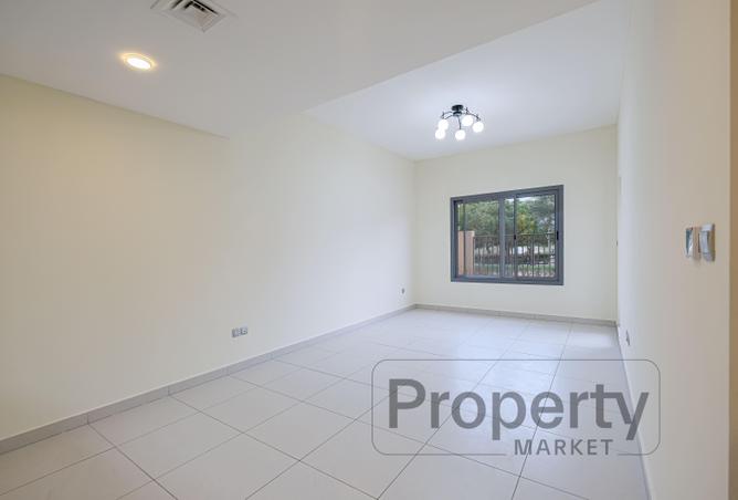 80695052 - Property Image 2